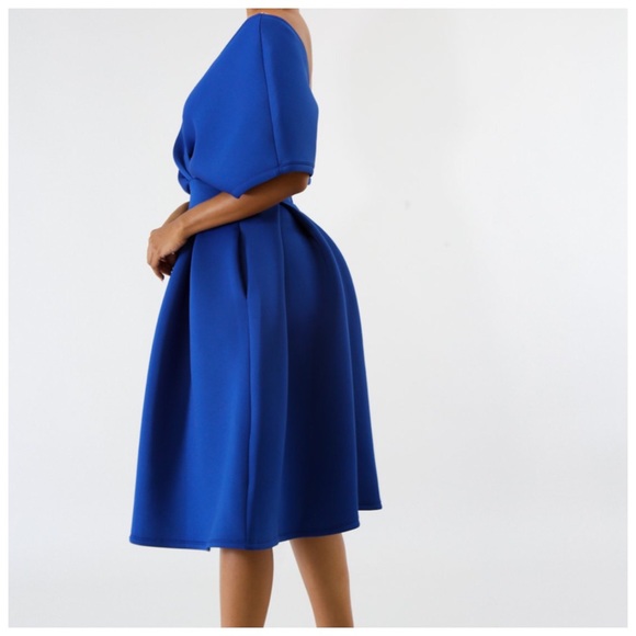 🛍 The SHAEL Soft Stretch Blue Dress - Picture 2 of 7